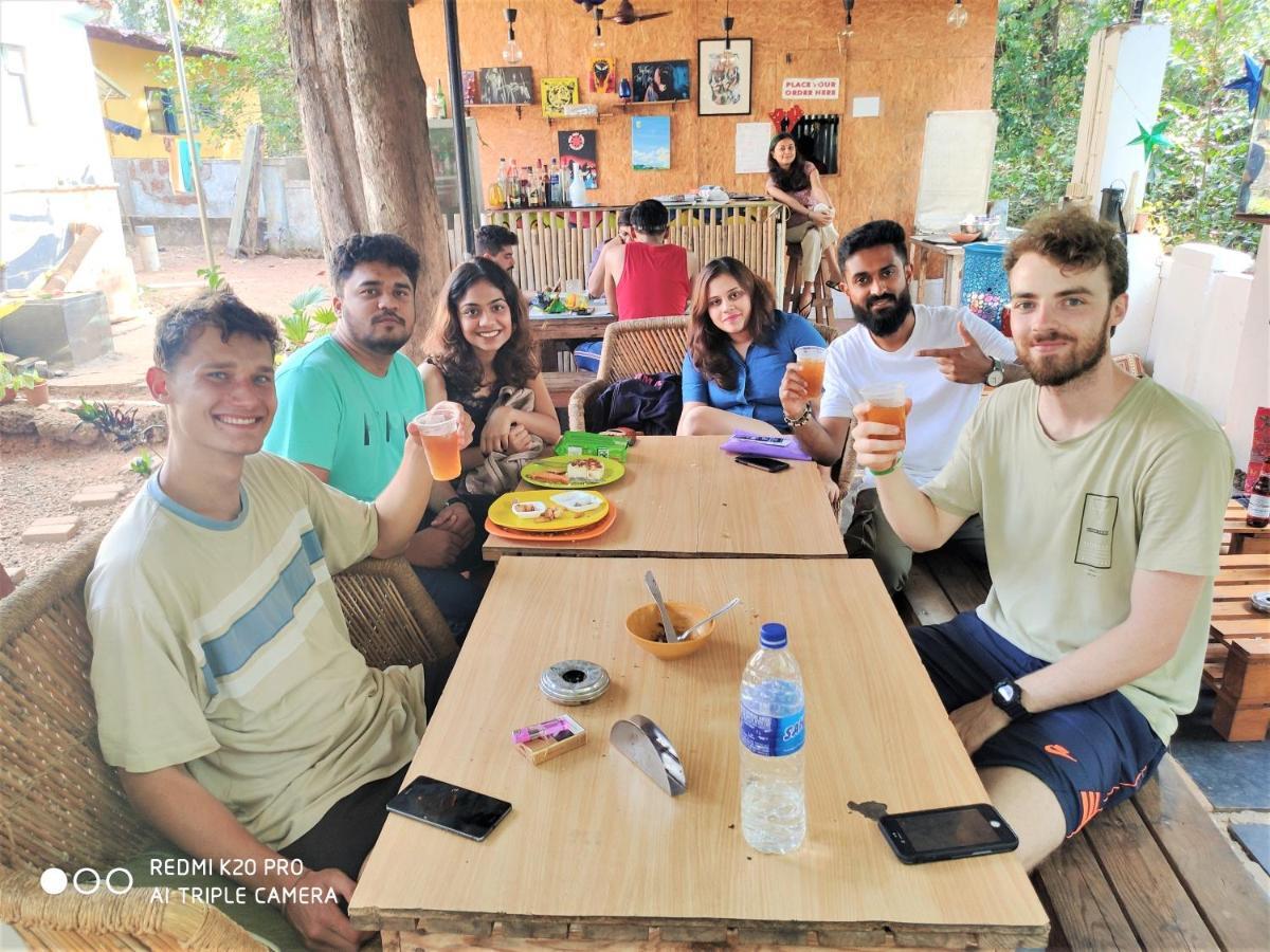 Folklore Hostel Goa Vagator Zewnętrze zdjęcie